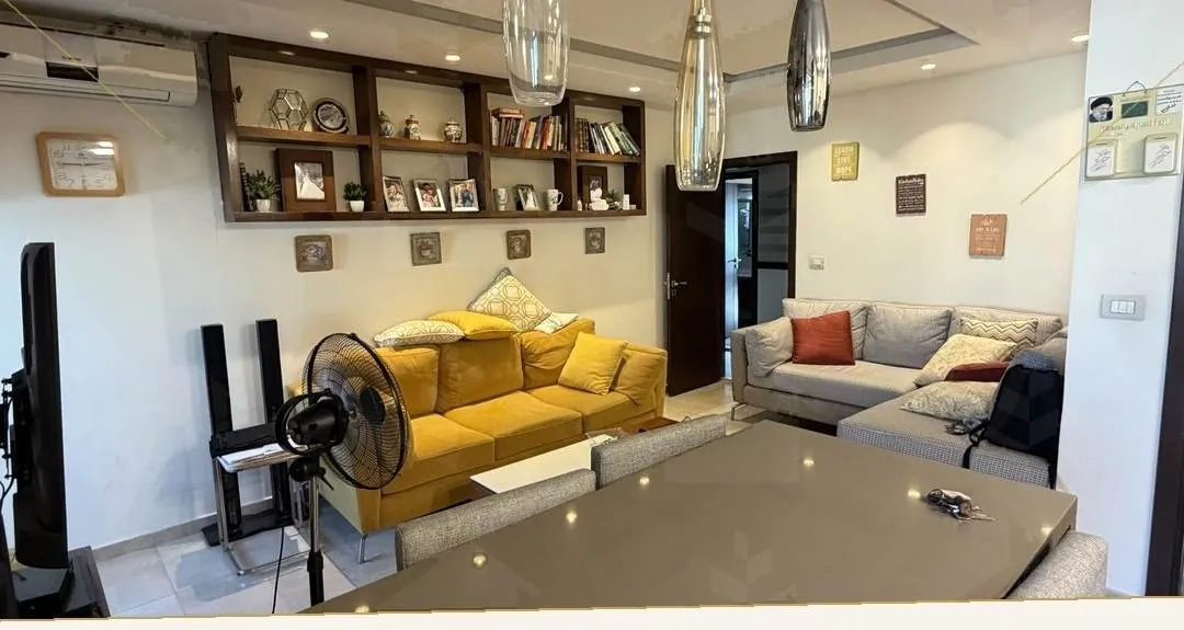 Beautifully renovated 170 m² apartment with 24/7 power in Ras El Nabeh