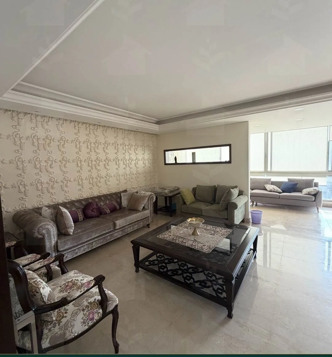 Beautifully renovated 170 m² apartment with 24/7 power in Ras El Nabeh — photo 2