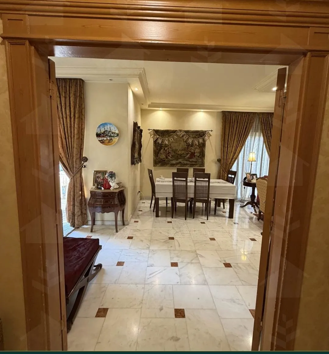 238 m² apartment with a large terrace overlooking the Fairuz House, Batrakiye — photo 2