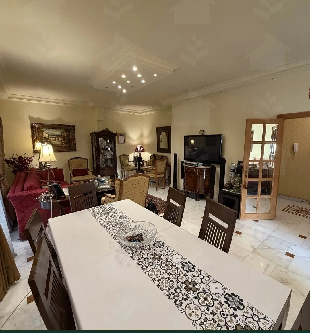 238 m² apartment with a large terrace overlooking the Fairuz House, Batrakiye — photo 3