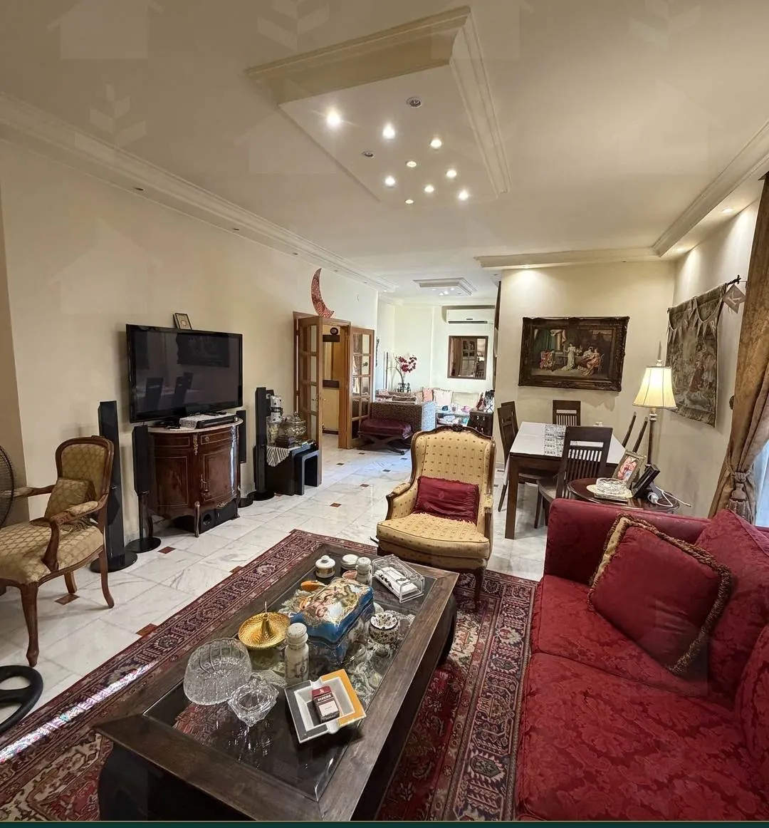 238 m² apartment with a large terrace overlooking the Fairuz House, Batrakiye — photo 4