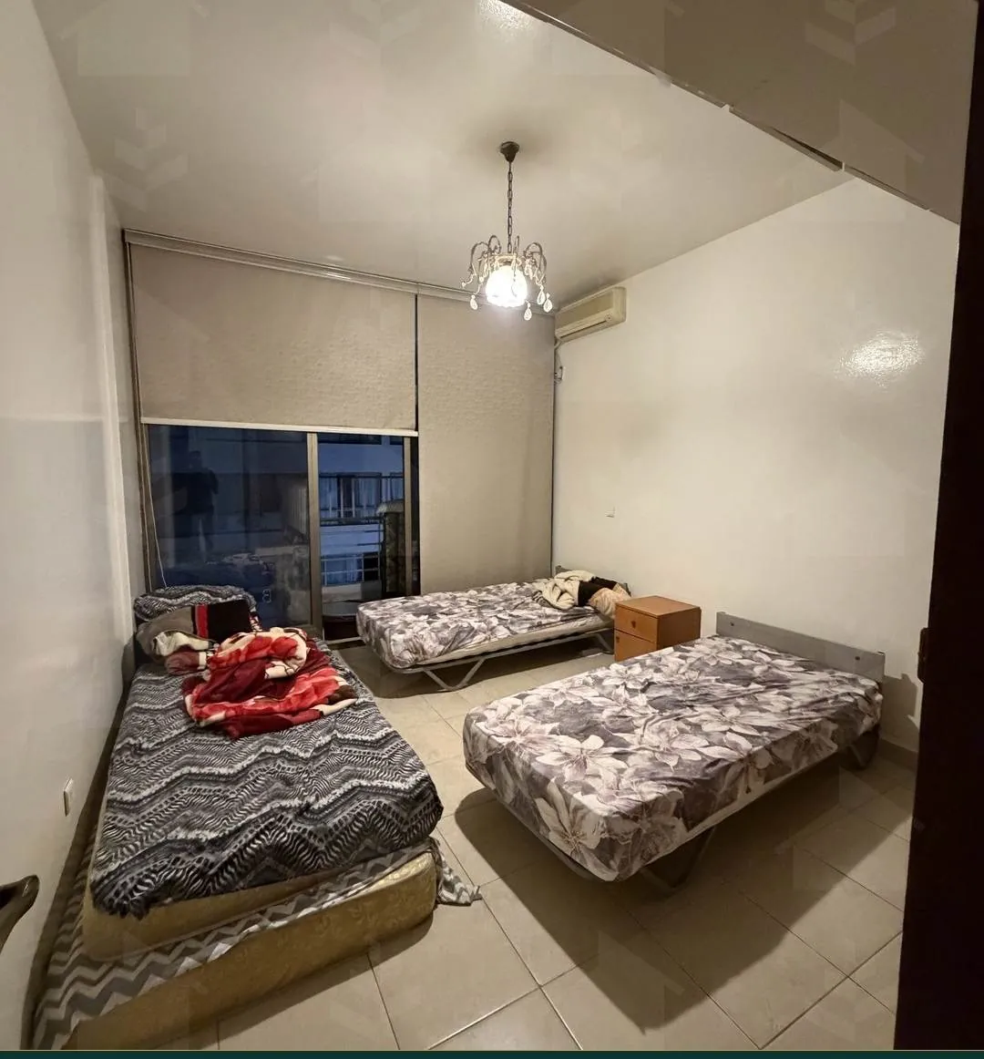 Fully furnished 110 m² apartment with 24/7 solar power in Hamra, Beirut — photo 4