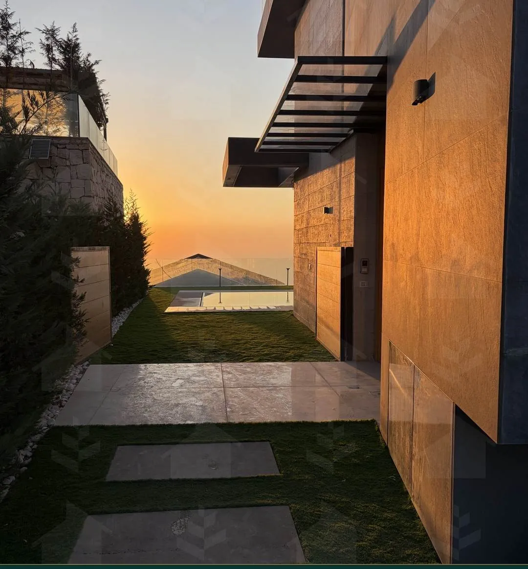 Custom-Built Villa with Panoramic Sea Views and Private Pool — Medyar, Chouf — photo 3
