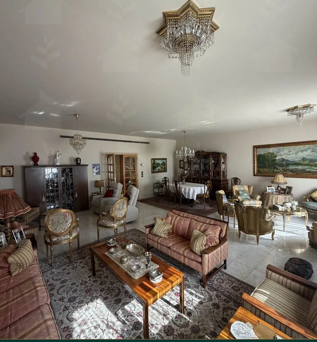 250 m² Apartment for Sale on Bliss Street — Steps from AUB, Beirut — photo 2