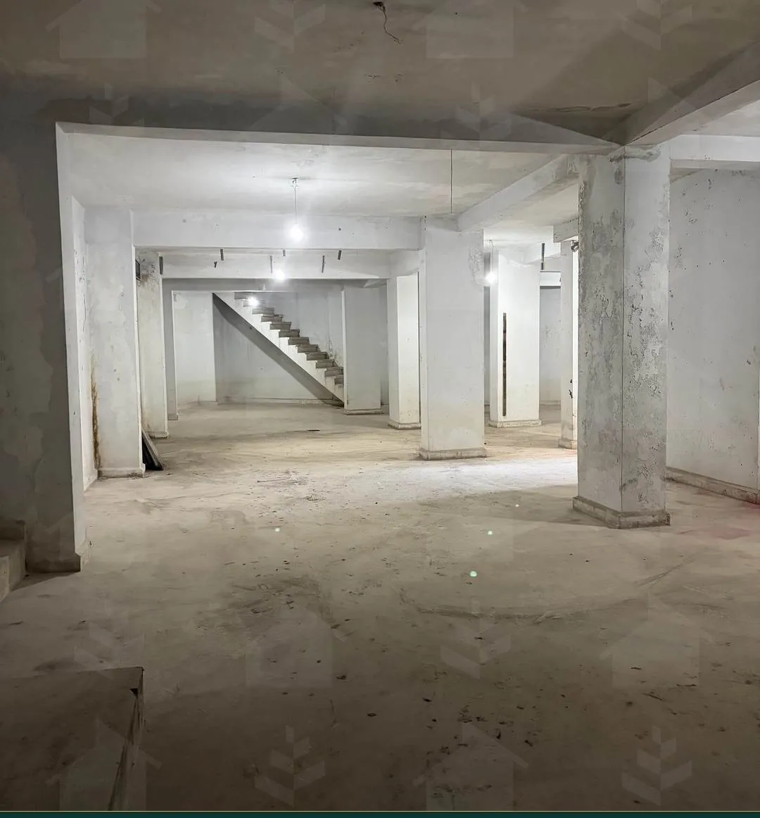 320 m² Warehouse for Rent in Achrafieh — Near Geitawi Hospital, Beirut — الصورة 2