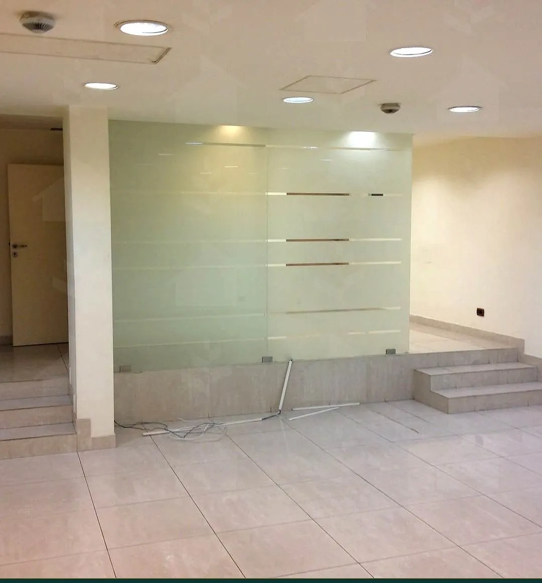 Open 120 m² Office Floor in Downtown Beirut — Partition It to Your Own Plan — الصورة 5