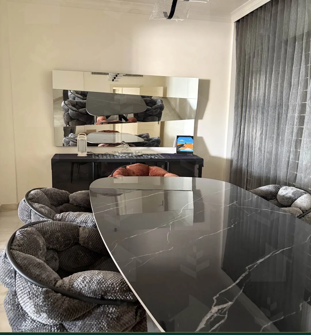 205 m² Fully Furnished High-Floor Apartment for Sale in Zarif, Beirut — photo 4