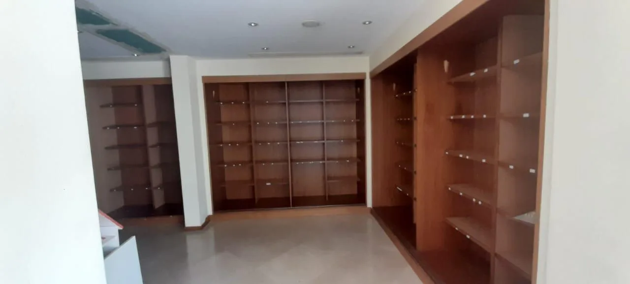 Shop for Sale in Hazmieh — الصورة 4