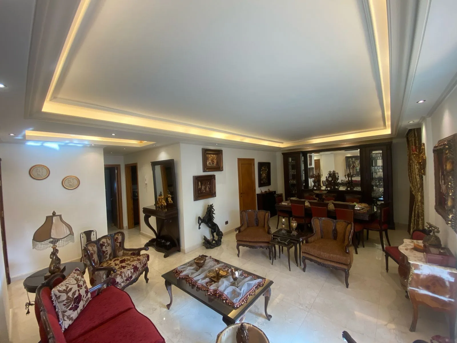 Apartment for Sale in Qornet El Hamra, Lebanon — الصورة 2