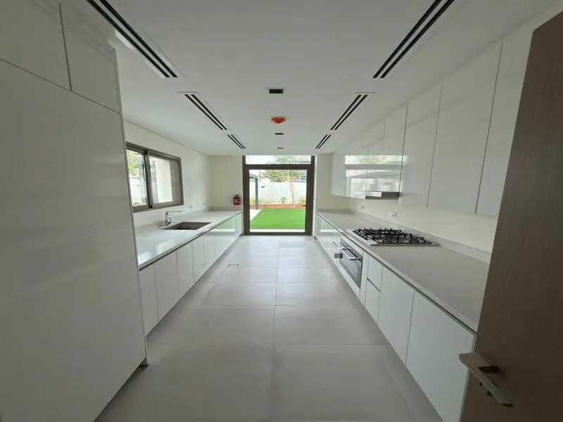 Prime Location, Villa for Sale, District One — الصورة 3