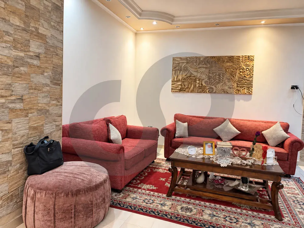 Well-maintained/suitable for living and investment/Tariq El Jdideh,BEIRUT — الصورة 2