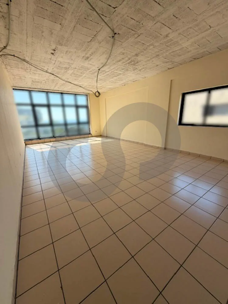 Showrooms/ Multiple sizes and layouts available/zouk mosbeh,keserouan — الصورة 3