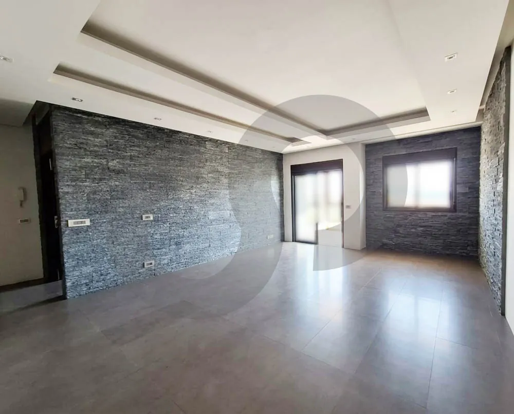 Fully Renovated Apartment/big storage room/4th floor/modern /mansourieh,metn — الصورة 2