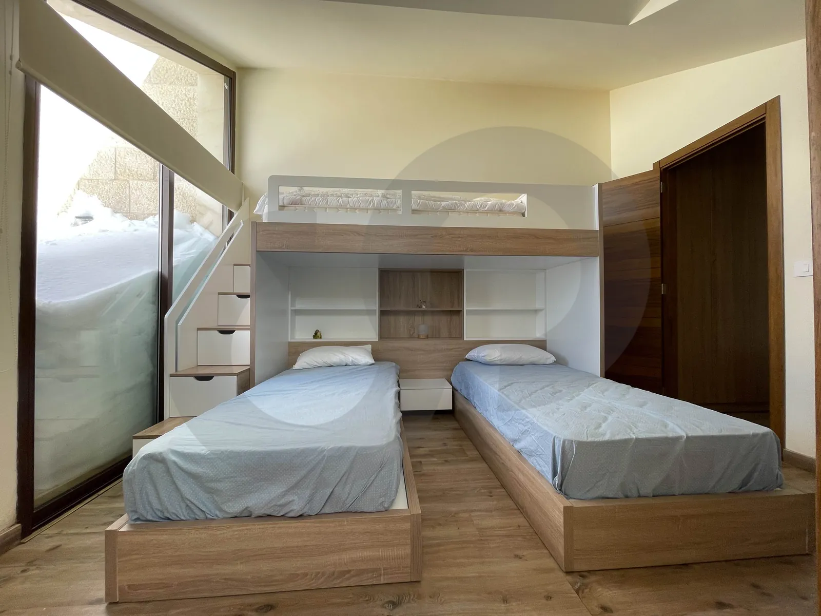 Chalet for sale/Fully furnished/Prime location/Ready to move in/KFARDEBIAN-KESEROUAN — الصورة 3