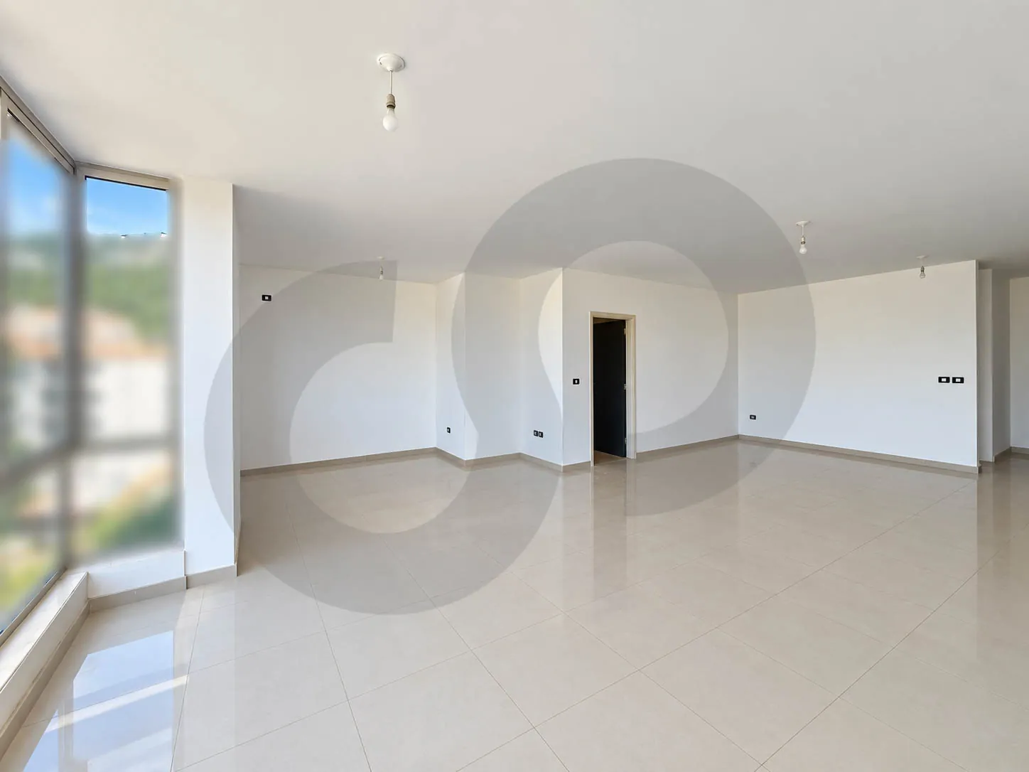Spacious apartment/Mountain views/well-maintained building/DAYCHOUNIEH-METN — الصورة 3