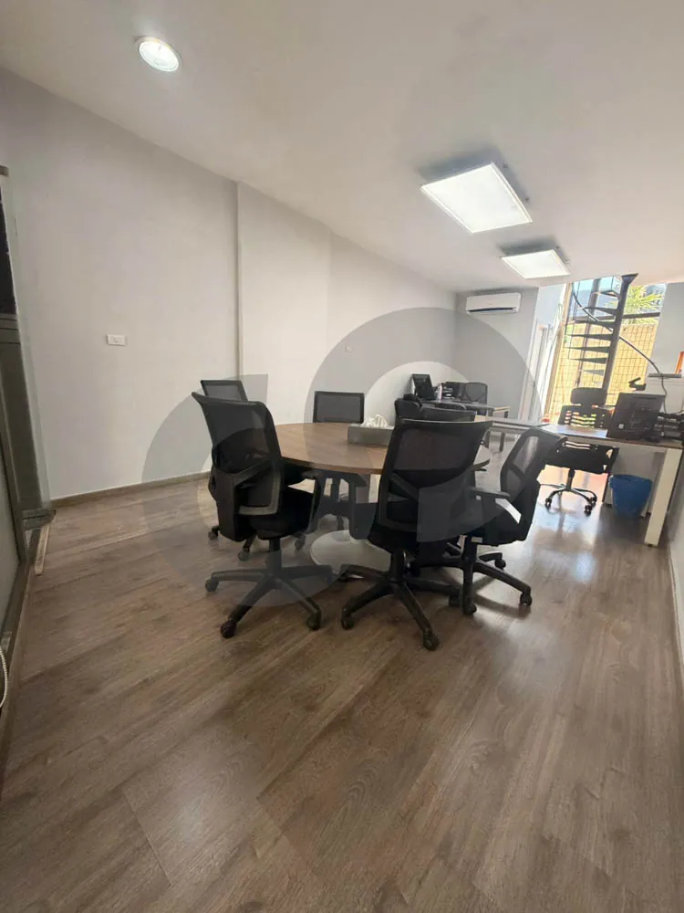 PRIME LOCATION/Office for rent/Underground parkings/KASLIK,KESEROUAN — الصورة 2