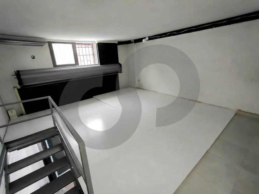 Ground-floor shop/ two levels/Excellent exposure /easy access/ZALKA,METN — الصورة 3