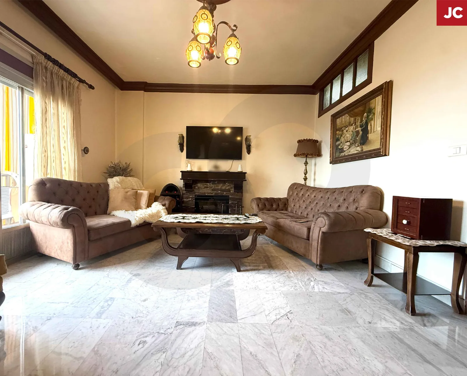 Set in a well-established building IN FANAR,METN /attractive value