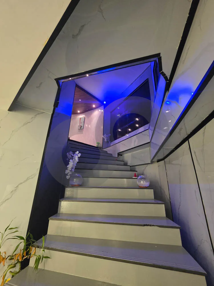 380sqm shop/potential for many businesses/prime location/kaslik,keserouan — الصورة 3