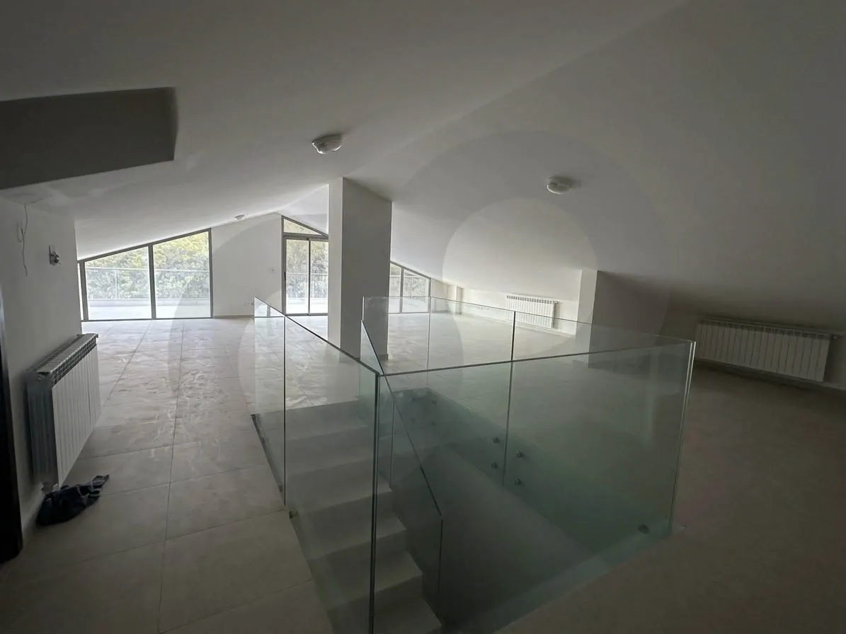 Luxury duplex Apartment/Prime Location/Open Panoramic View/YARZEH-BAABDA — الصورة 2