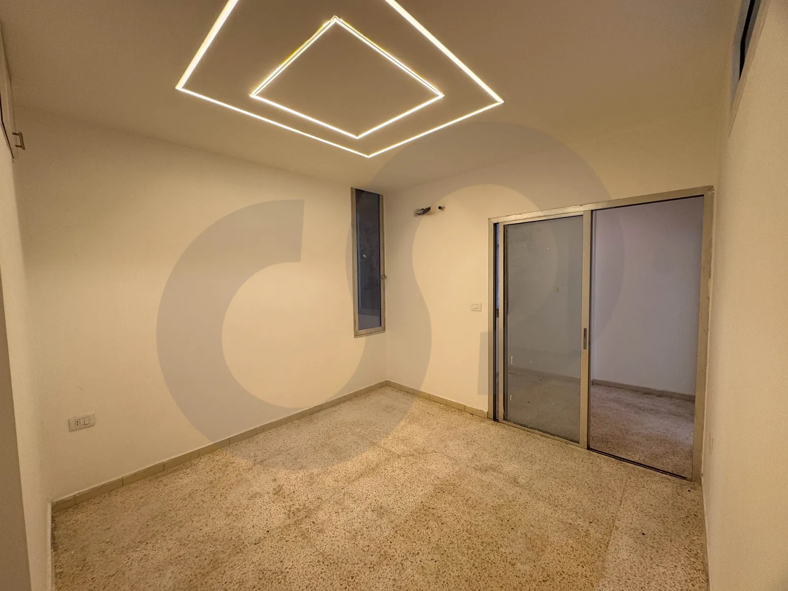 165 SQM Apartment For Sale/Fully Renovated/RAS EL NABAA-BEIRUT /REF##TD141095 — الصورة 3