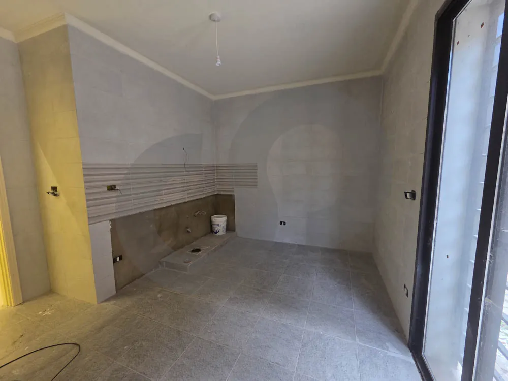 PRIVATE TERRACE/PRIME LOCATION/170 SQM APARTMENT/AIN EL RIHANEH,KESEROUAN — الصورة 2