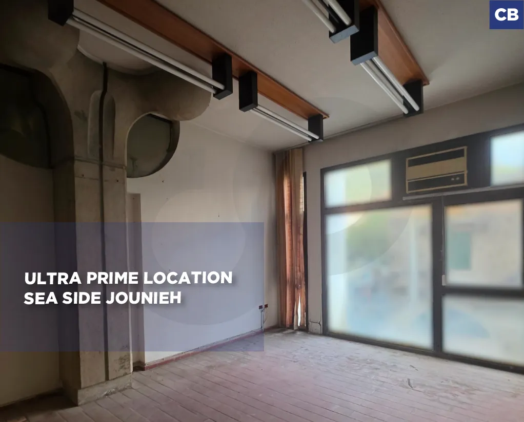 Prime Seaside Office For rent/High Visibility/Ultra prime location/JOUNIEH-KESEROUAN
