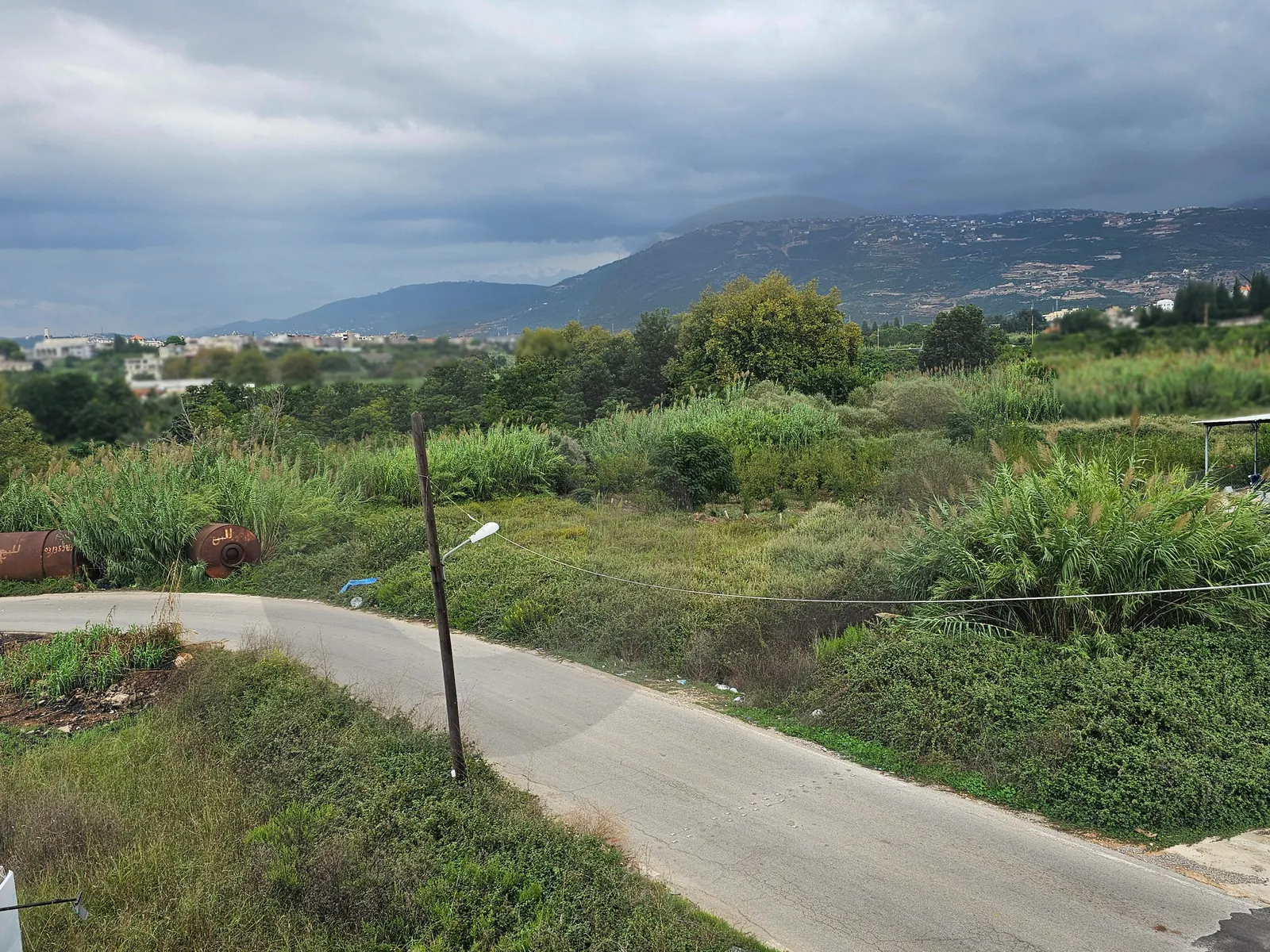 Prime Commercial Offices for Sale/30% down payment/Direct access to the main road/ZGHARTA — الصورة 2