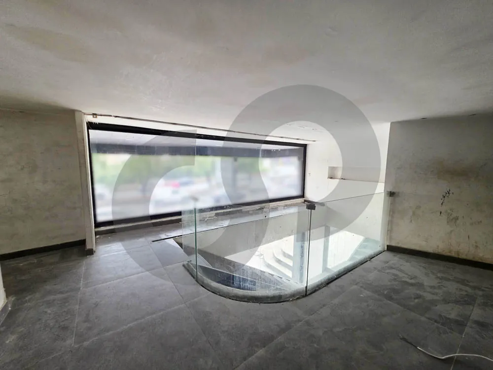 Prime location/on the highway/duplex /excellent visibility/commercial use/jounieh,KESEROUAN — الصورة 2