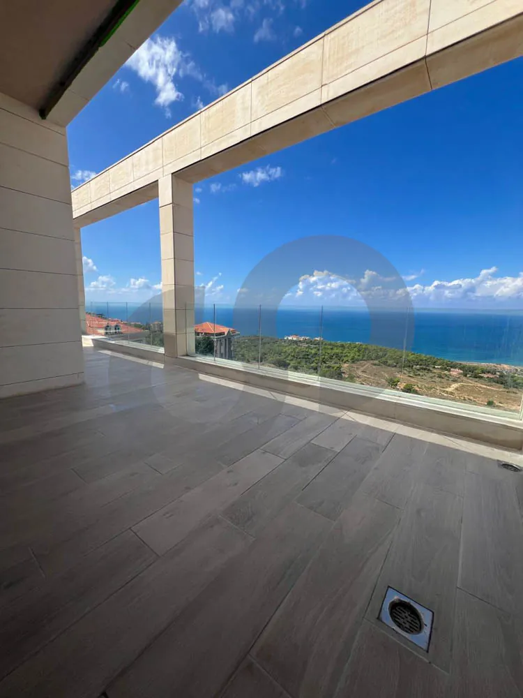 prime location/spacious/terrace /fully equipped gym/DAWHET EL HOSS,ALEY — الصورة 2