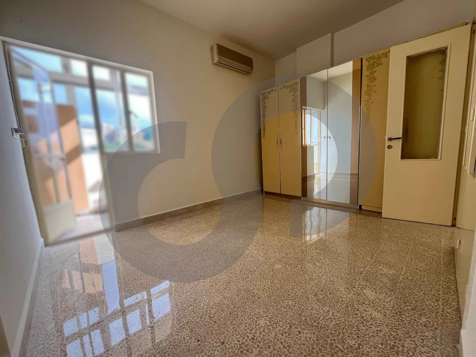 PRIME LOCATION IN ACHRAFIEH, NEW SIOUFI/BEIRUT /easy access — الصورة 2