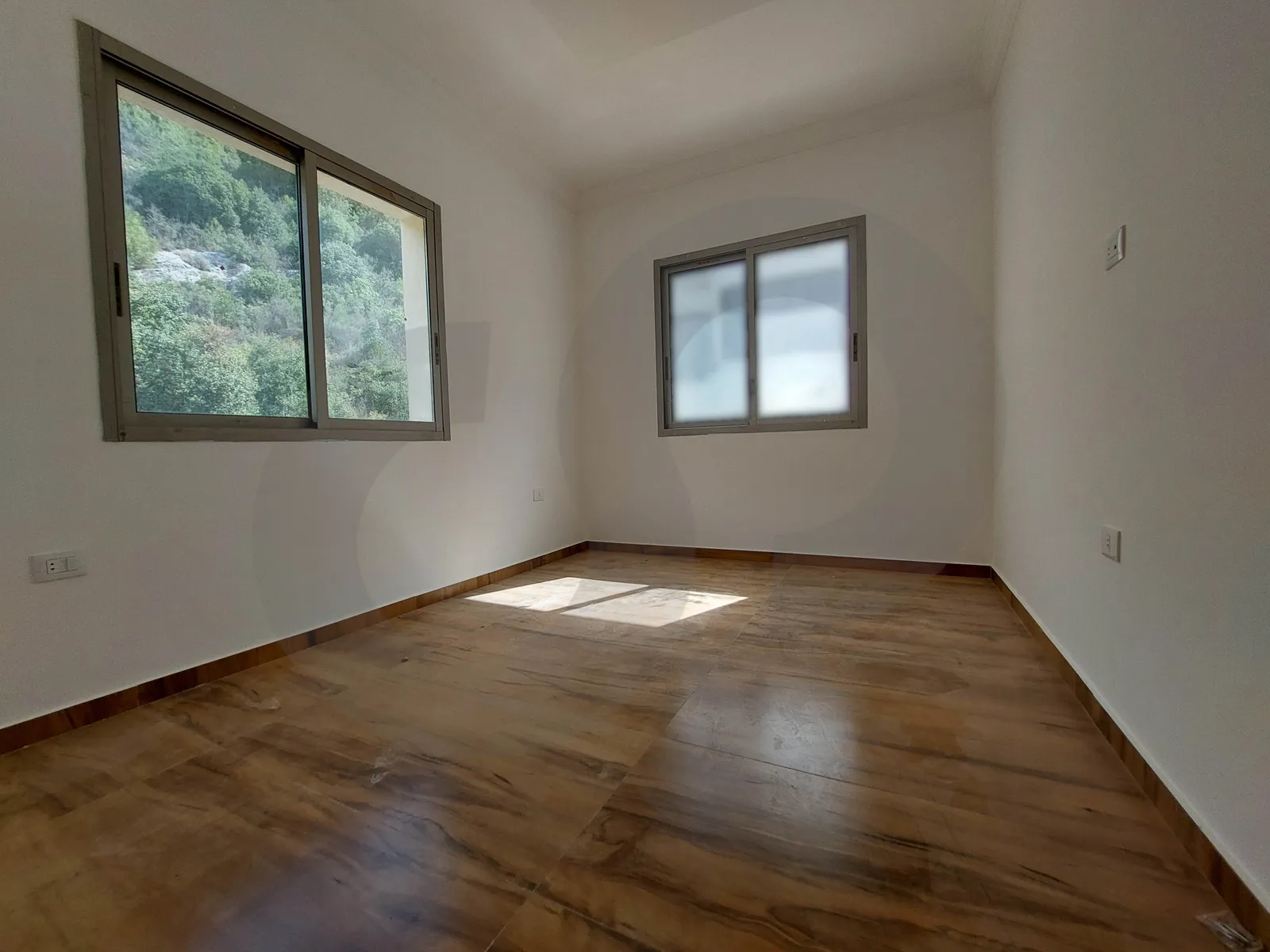 Duplex Apartment for sale/Sea view/3 min from LAU/BLAT-JBEIL — الصورة 3
