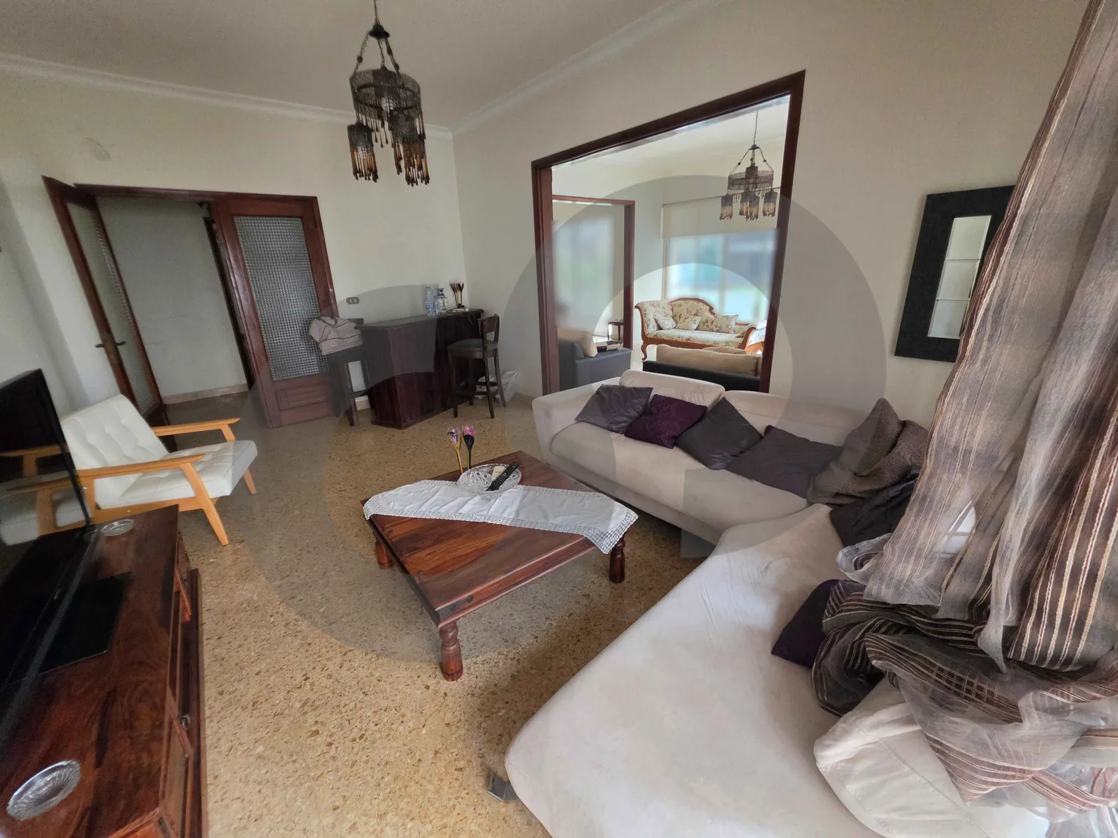 PRIME LOCATION/ well-maintained building/KORAYTEM,BEIRUT — الصورة 3