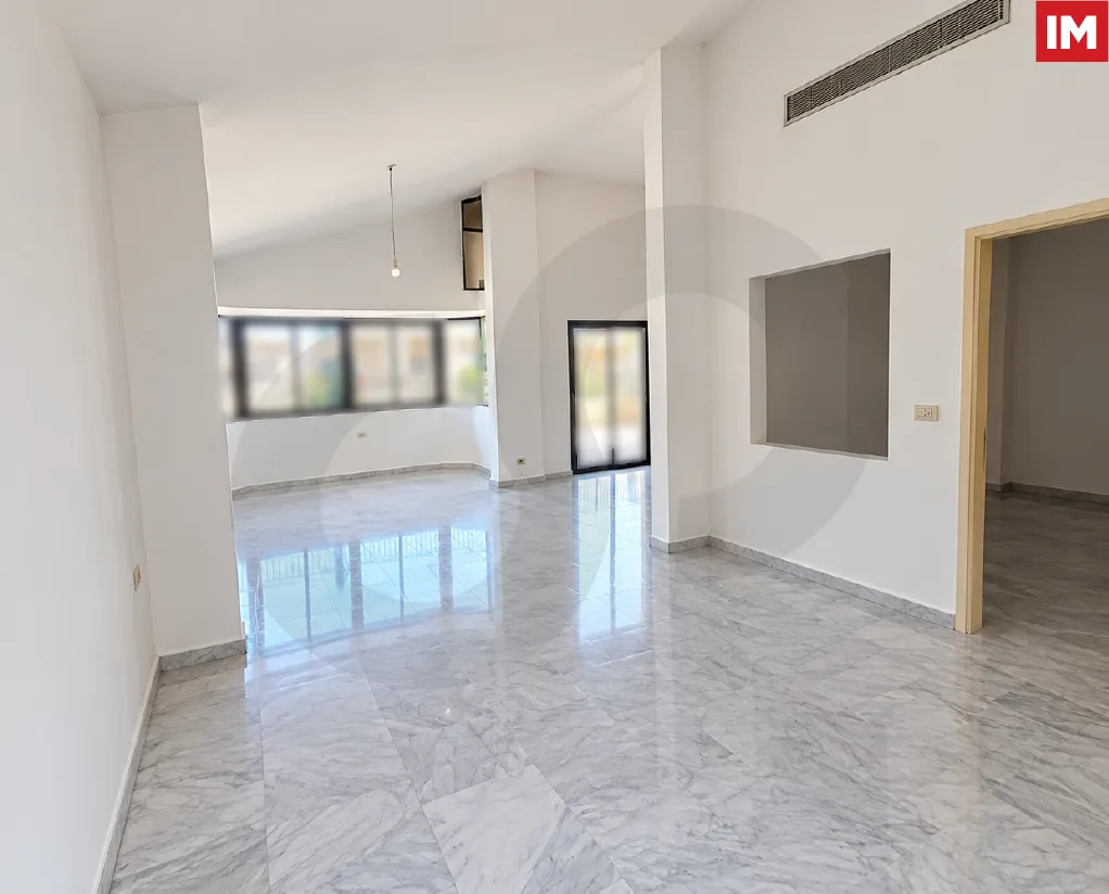 Spacious 280 SQM Apartment for Sale/Convenient residential location/CHIYAH-BEIRUT /REF#IM141338/CHIYAH-BEIRUT