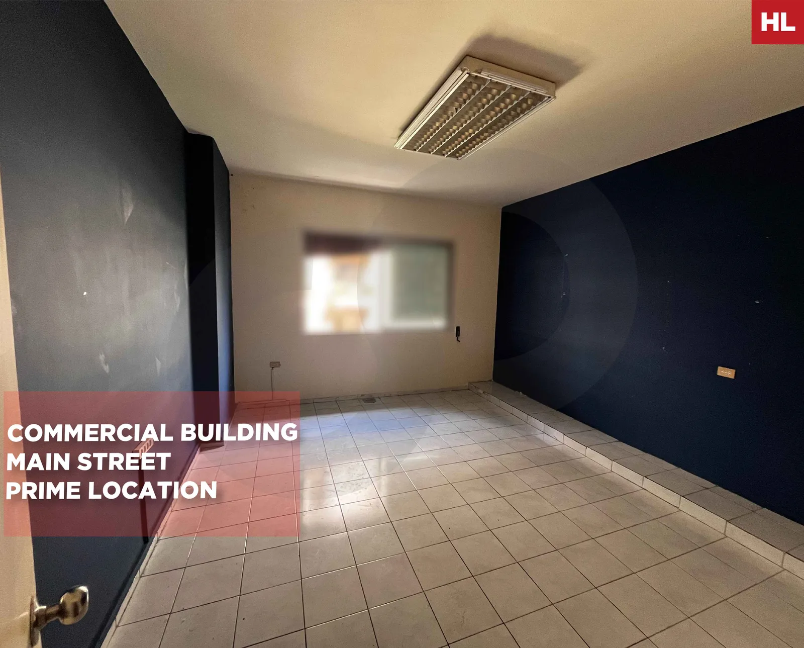OFFICE/PRIME LOCATION/Mar Elias Main Street/BEIRUT / high visibility and easy accessibility