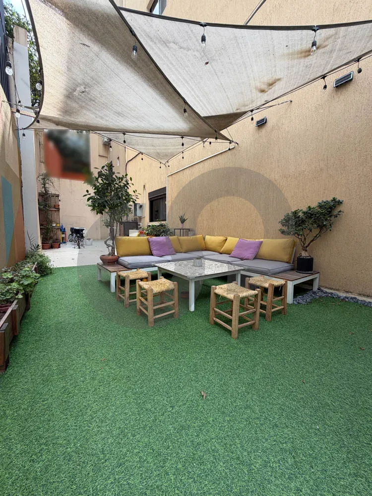 80 sqm terrace/prime location/fully decorated/naccache,metn — الصورة 3