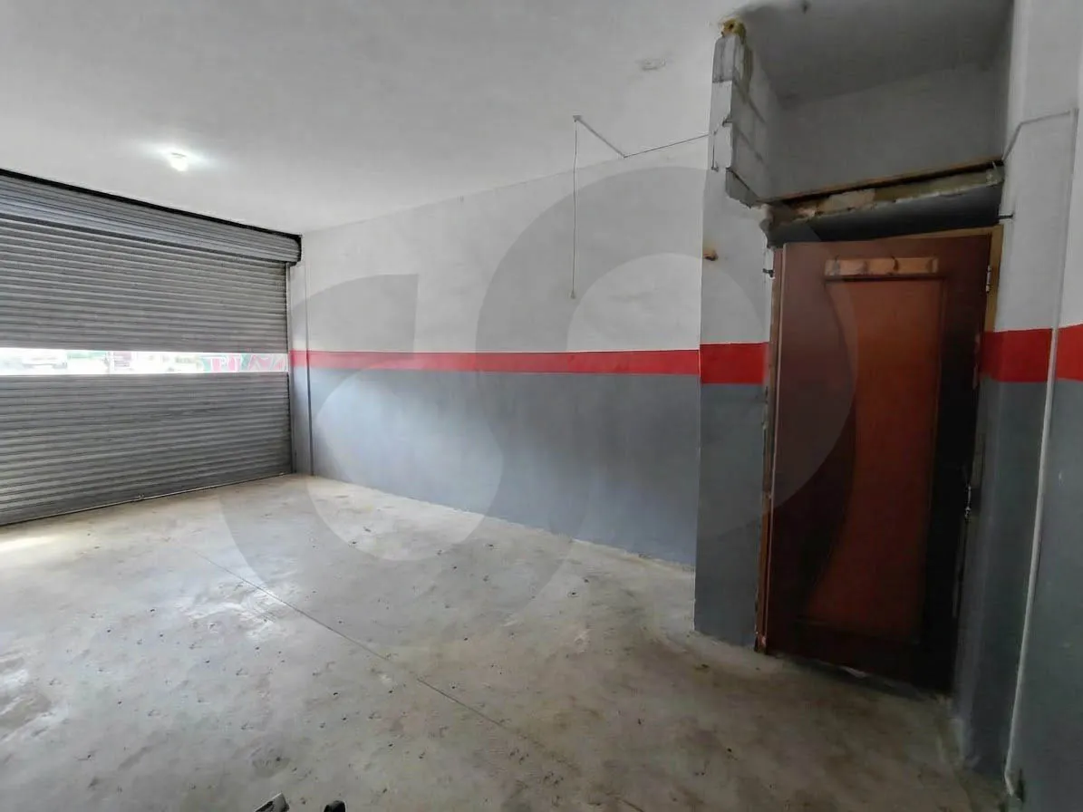 45 SQM Shop for rent/Prime Location/BAOUCHRIYE-METN — photo 2