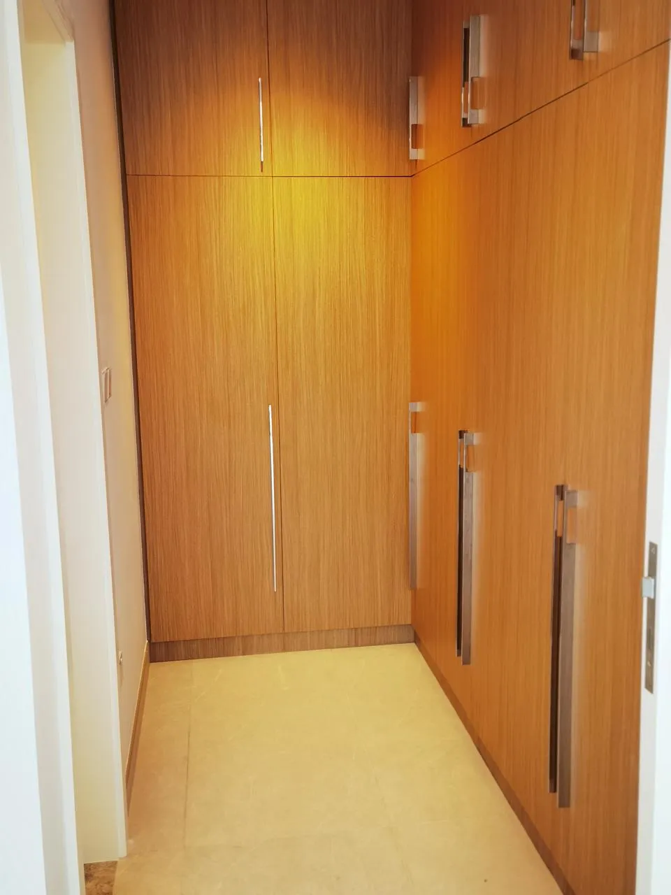 Prime Location, Apartment for Sale, Ellington House 2, 2 : — الصورة 2