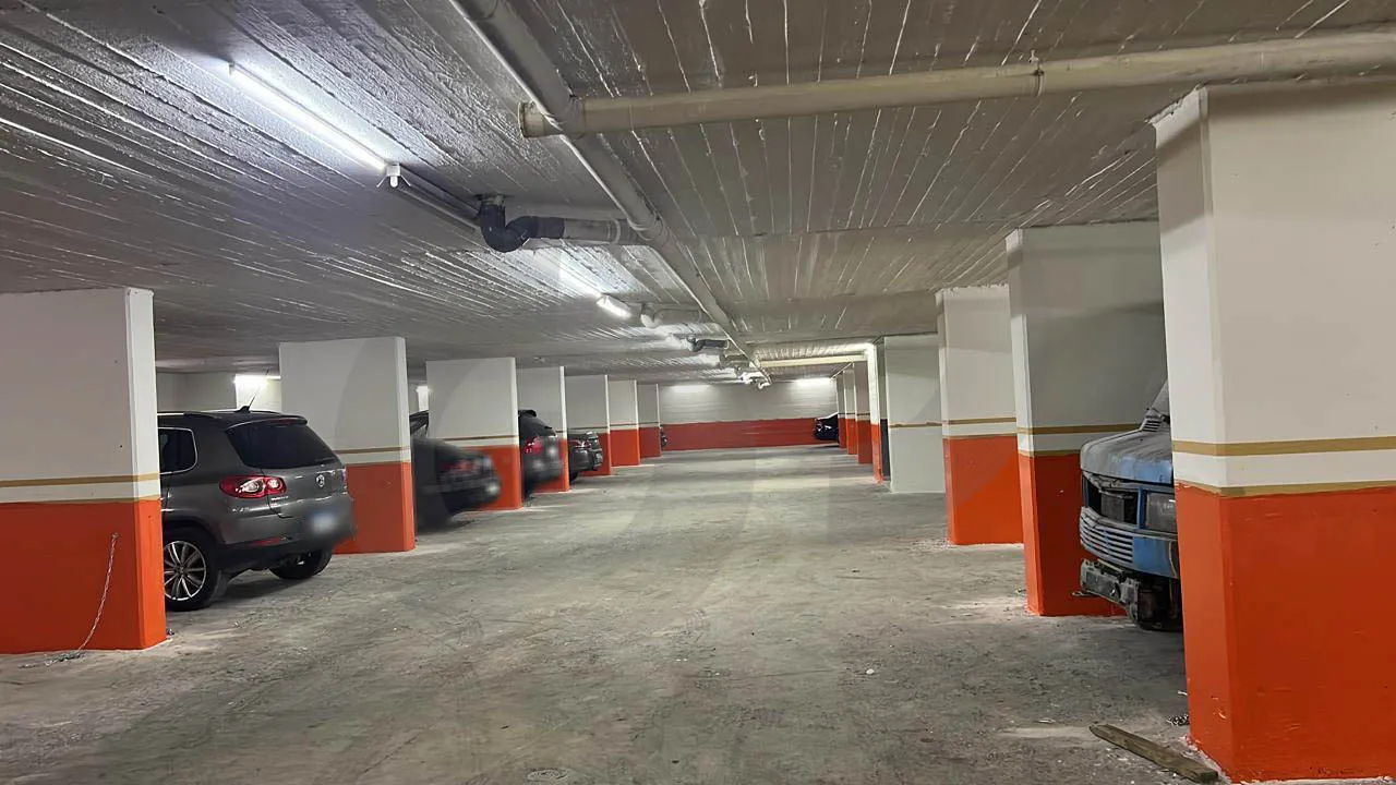 Commercial shop for rent/Prime Location/Easy Access/ZOUK MOSBEH-KESEROUAN — الصورة 3