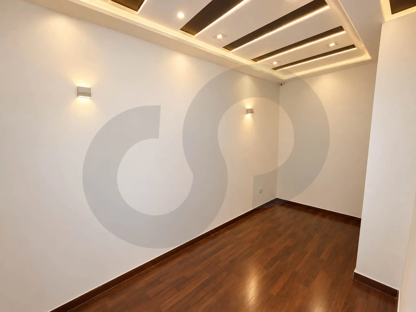 Prime Office for Sale/Fully Decorated/MAR ELIAS -BEIRUT — الصورة 3