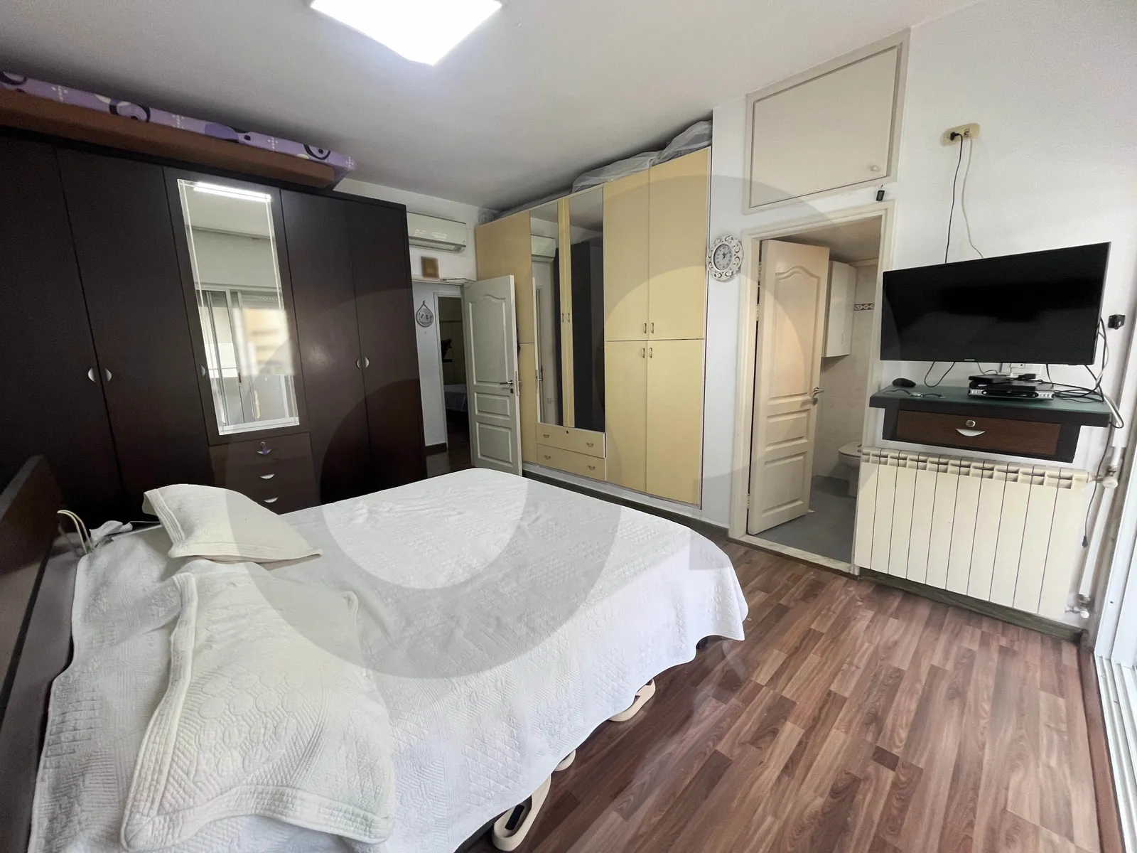 Spacious 218 sqm Apartment for Sale/Fully furnished/Ready to move in/ACHRAFIEH-BEIRUT — photo 2