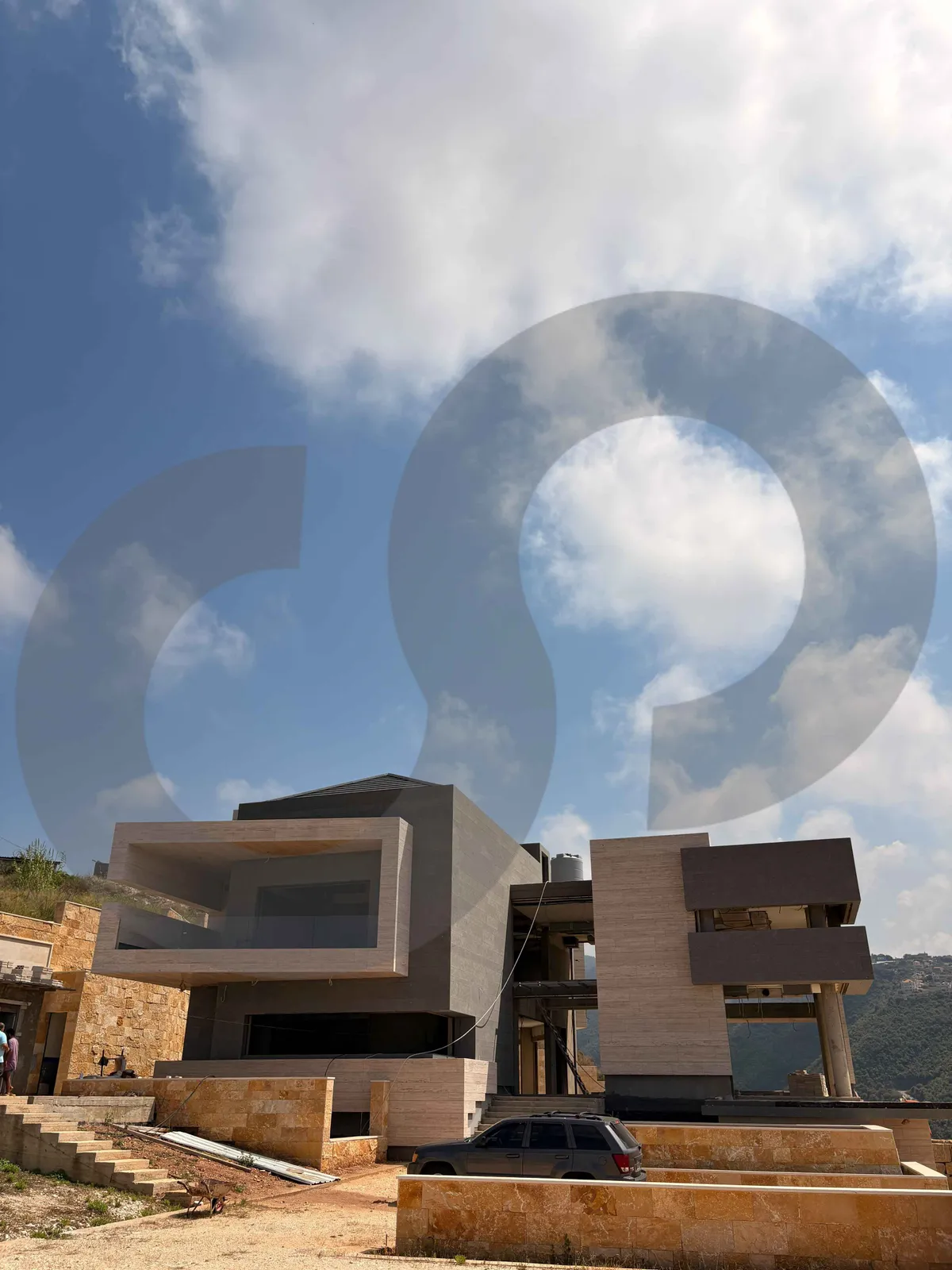 UNFINISHED VILLA/5 MASTER BEDROOMS/INFINITY POOL/UNOBSTRUCTED SEA VIEW/EDDEH,JBEIL — الصورة 2