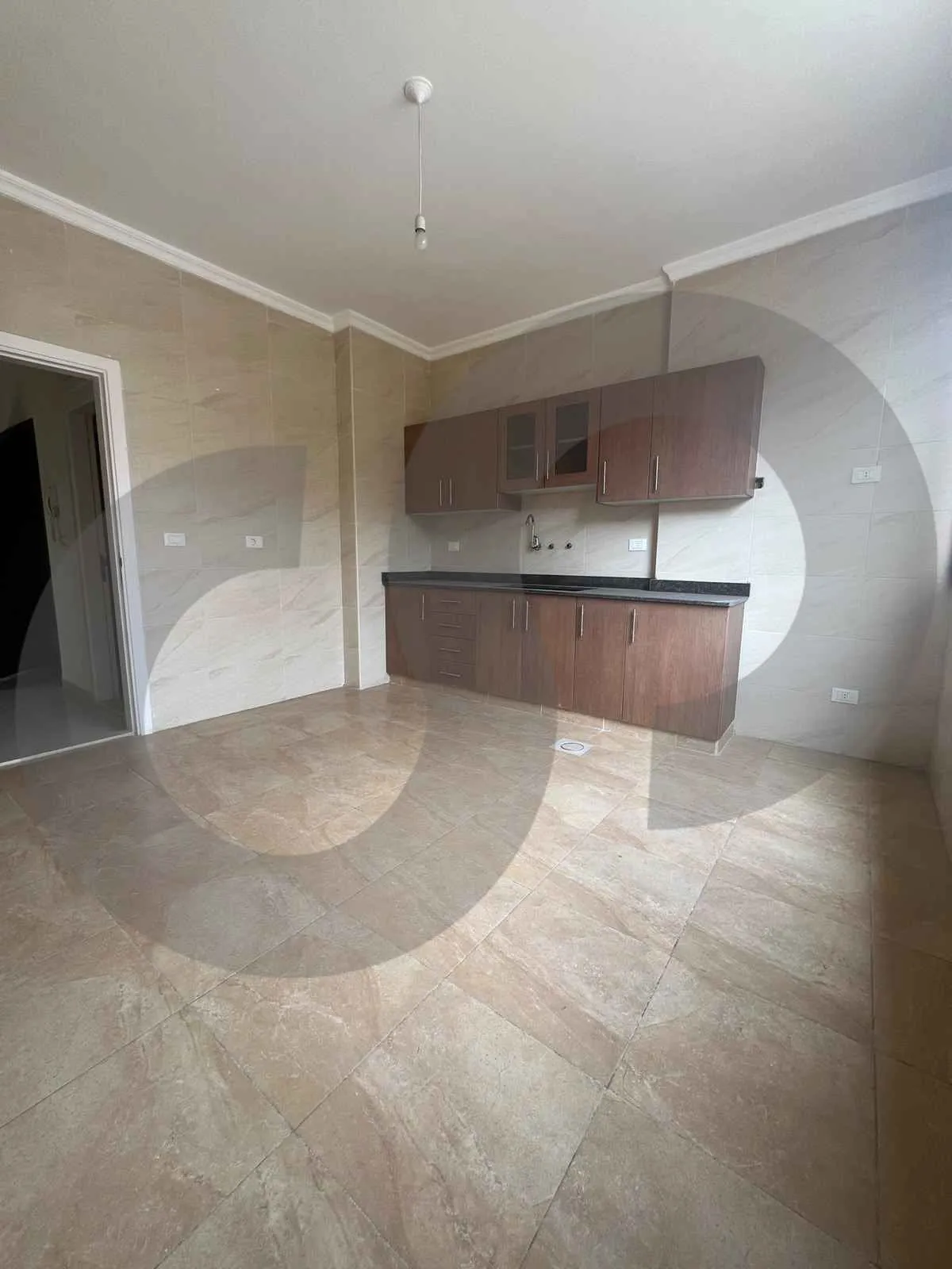 EASY ACCESS TO THE MAIN ROAD/convenient location/KHALDEH,ALEY — الصورة 3