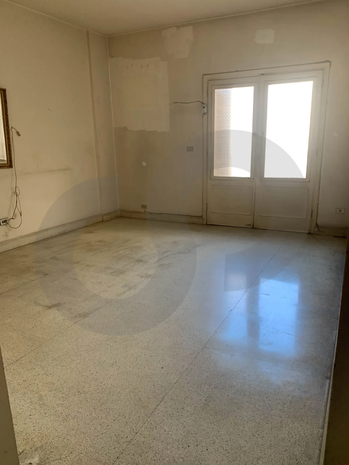 Apartment for Sale/Negotiable/Convenient location/RIAD EL SOLH-TRIPOLI — الصورة 2