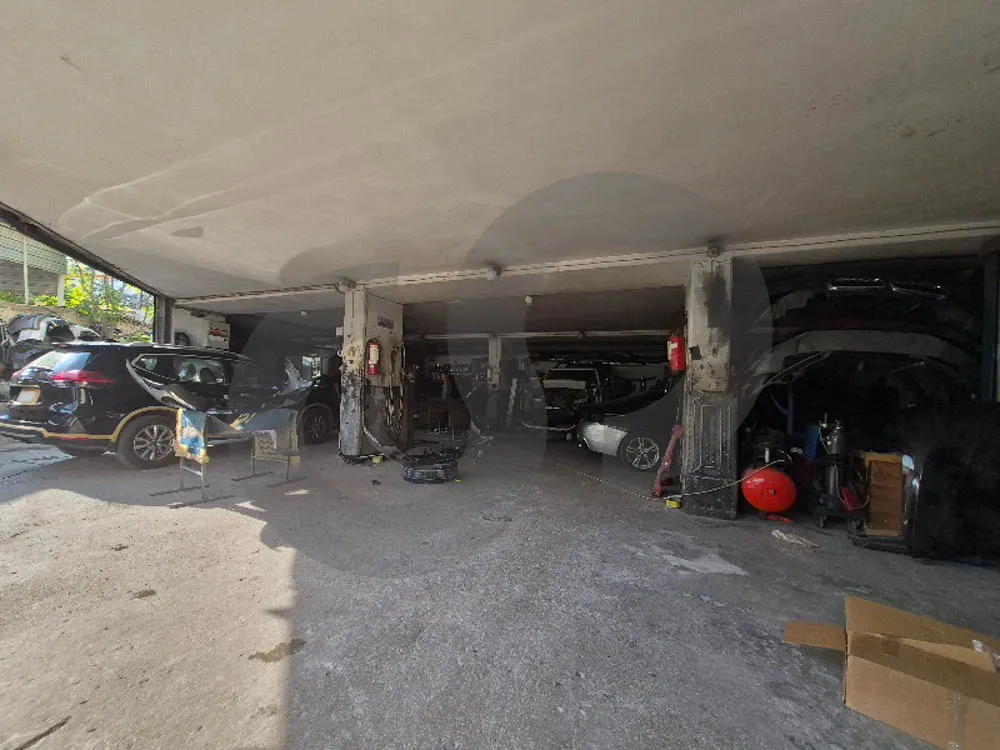 Brand New Warehouse/1st degree industrial/private Road/NAHR EL MOT,METN — الصورة 2