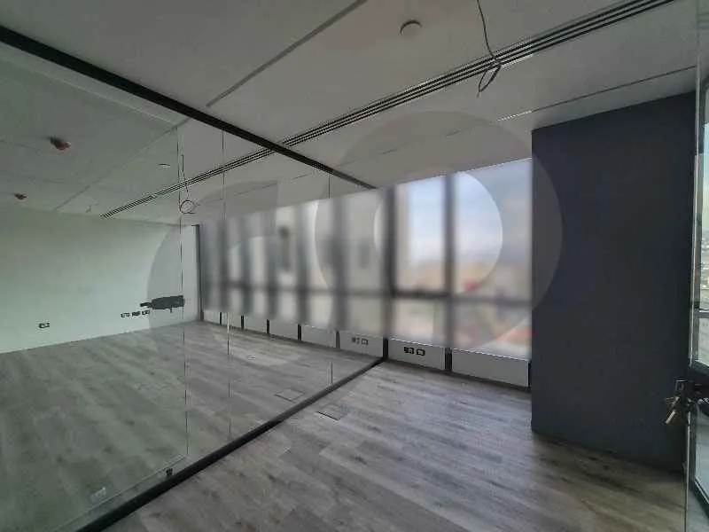 SPACIOUS DUPLEX OFFICE — FOR RENT/HIGH END/BAOUCHRIE,METN — الصورة 3