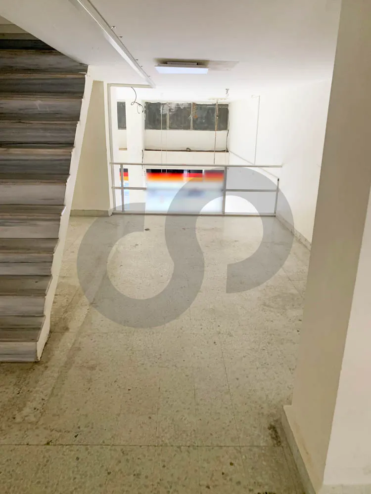 crowded and active location/ two floors/shop/tripoli — الصورة 3