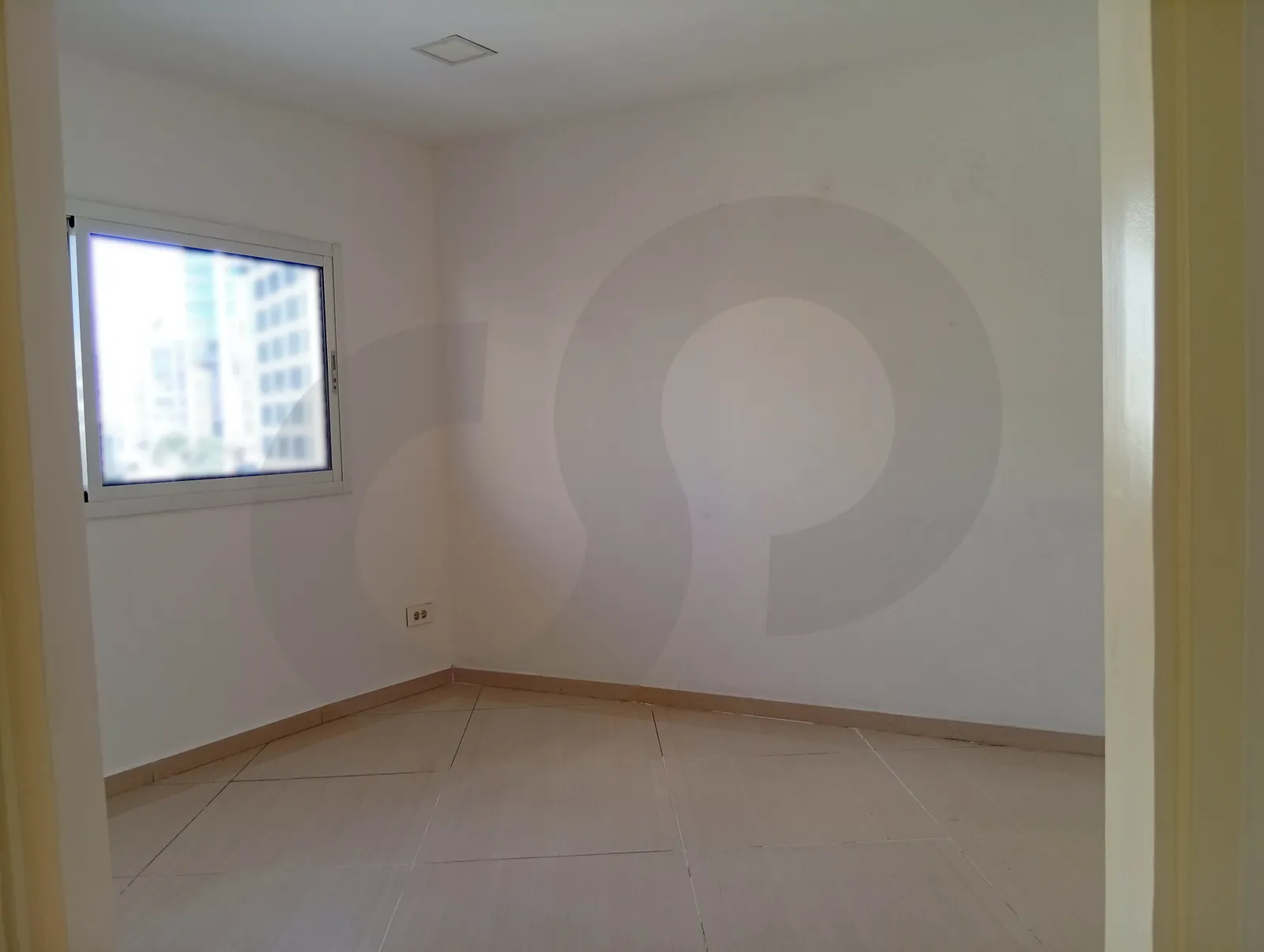 Office for Rent/Prime location/Fully renovated /ACHRAFIEH-BEIRUT — photo 2