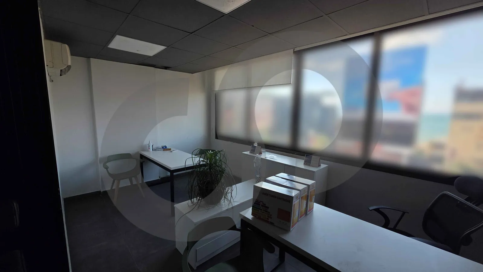 Floor for rent on the highway in ZALKA,METN /Suitable for many businesses — الصورة 2