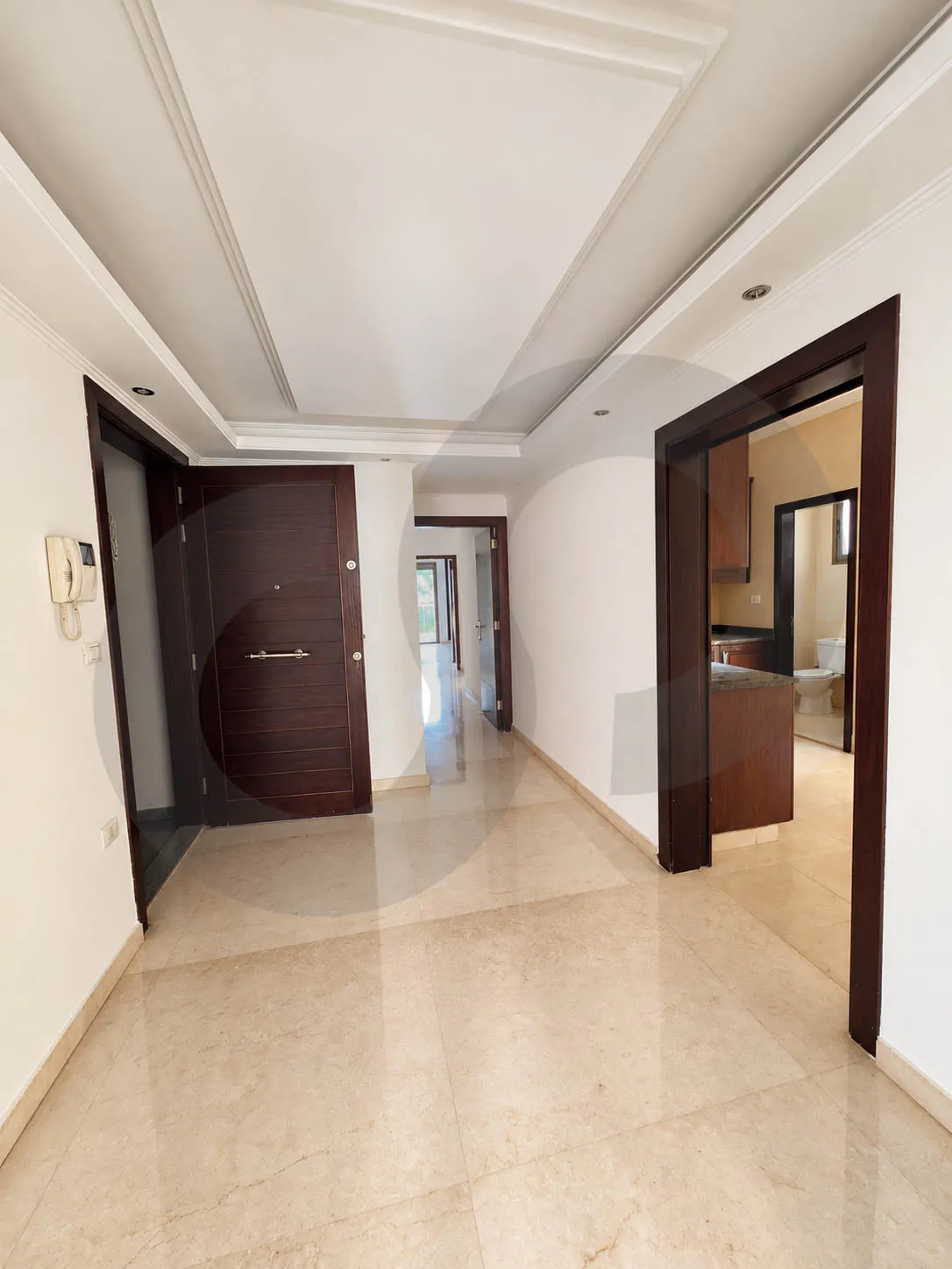 Spacious 200 SQM Apartment for Sale/Gated Building/AIN AL MRAISEH-BEIRUT — الصورة 3